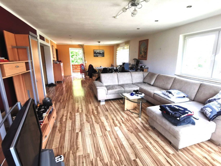 Wohnzimmer OG Mehrfamilienhaus Schefflenz / Mittelschefflenz