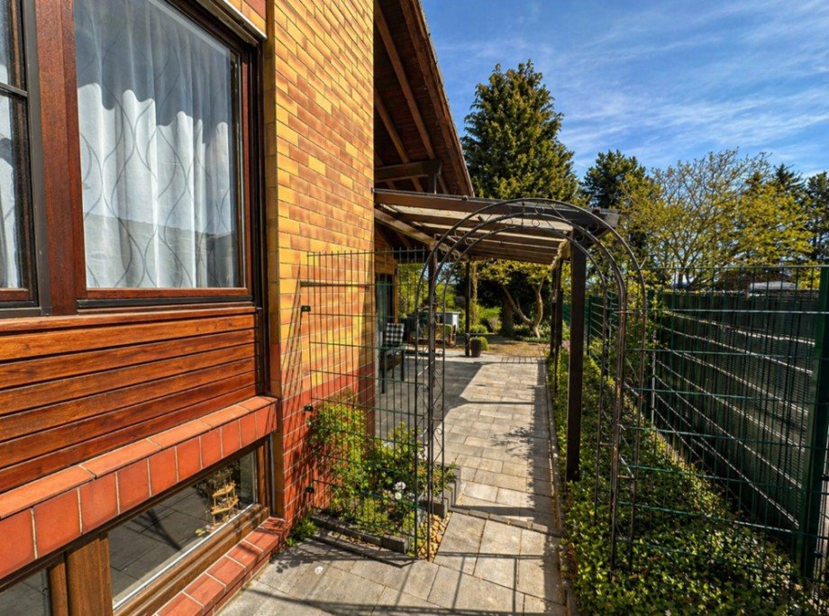 Zugang Terrasse Einfamilienhaus Reichartshausen