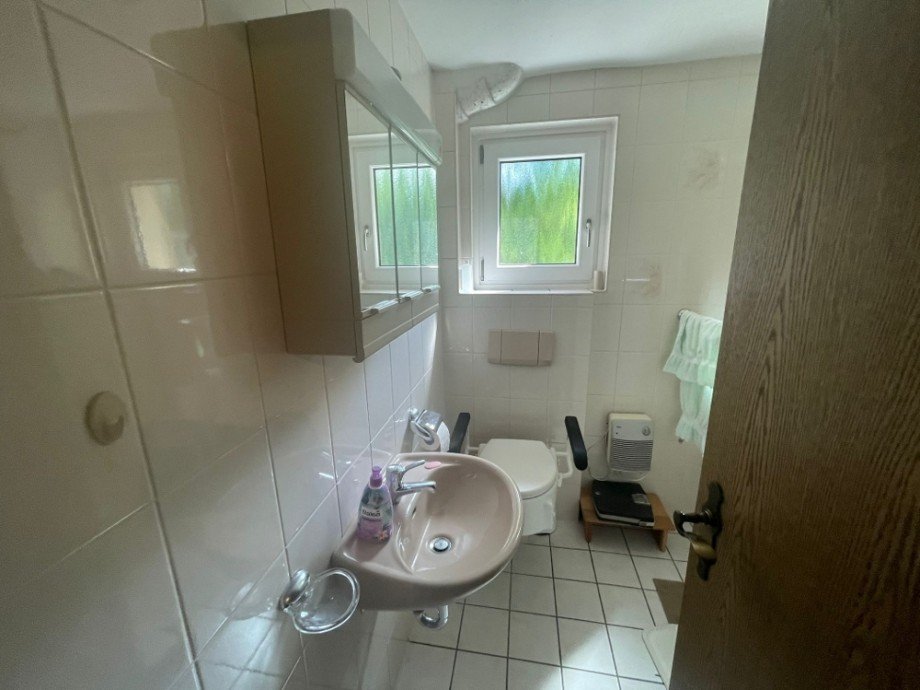Badezimmer EG Einfamilienhaus Seckach