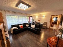 Wohnzimmer GLOBAL INVEST SINSHEIM | Modernisierte, gro�e 3,5-Zimmer-Eigentumswohnung mit 95m� Wohnfl�che in Sinsheim