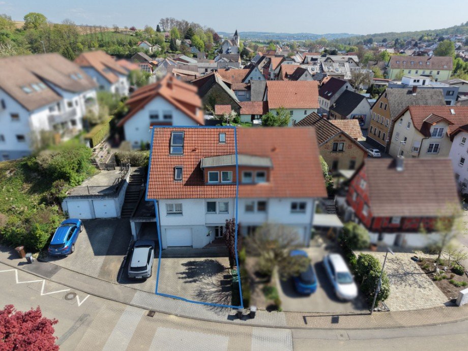 Stra�enansicht Doppelhaush�lfte Sinsheim / D�hren