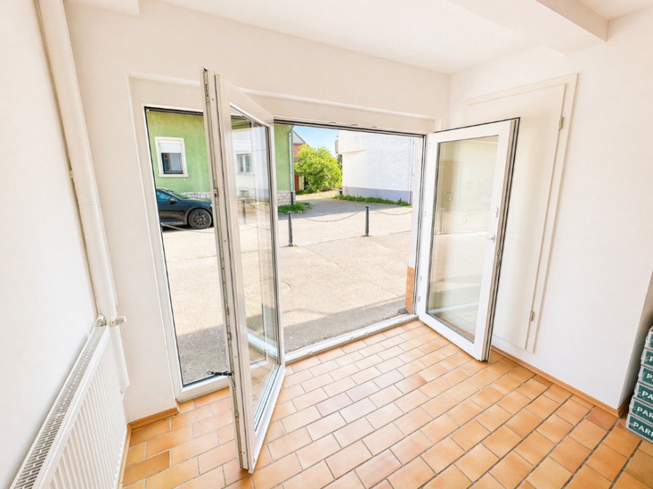 Terrassent�r Vorderseite Einfamilienhaus Sinsheim / Steinsfurt