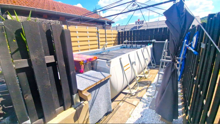 Aufstellpool Stadthaus Neckarzimmern