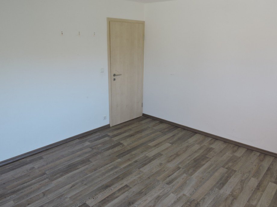 Elternschlafzimmer Doppelhaush�lfte Bad Sch�nborn
