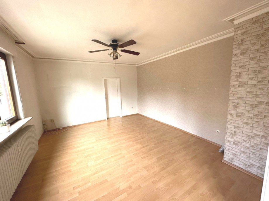 Wohnzimmer EG Zweifamilienhaus Heilbronn / Frankenbach