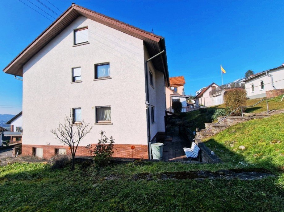 Seitenansicht Einfamilienhaus Mosbach