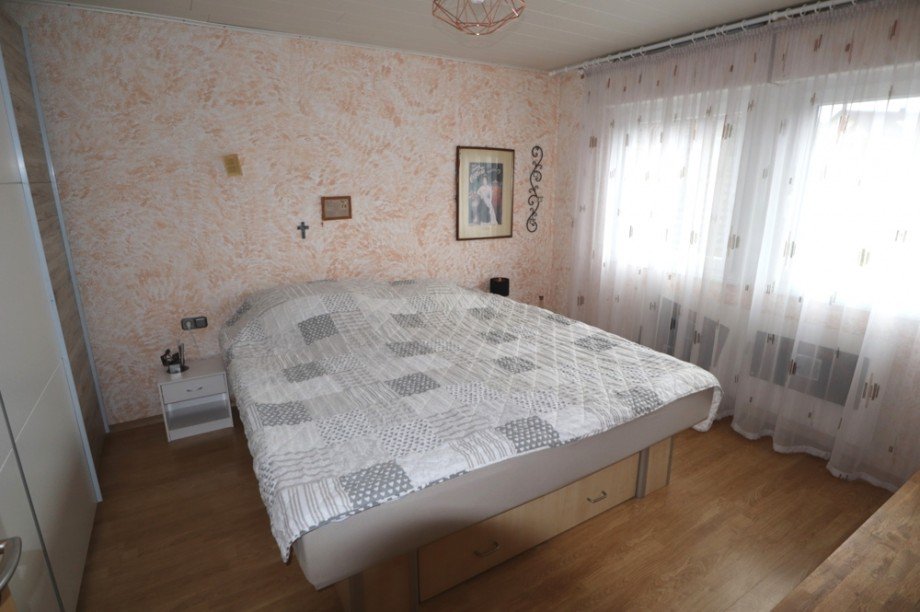 Schlafzimmer Einfamilienhaus Bretten / B�chig