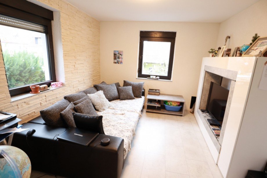 Wohnzimmer Doppelhaush�lfte Sinsheim / Waldangelloch