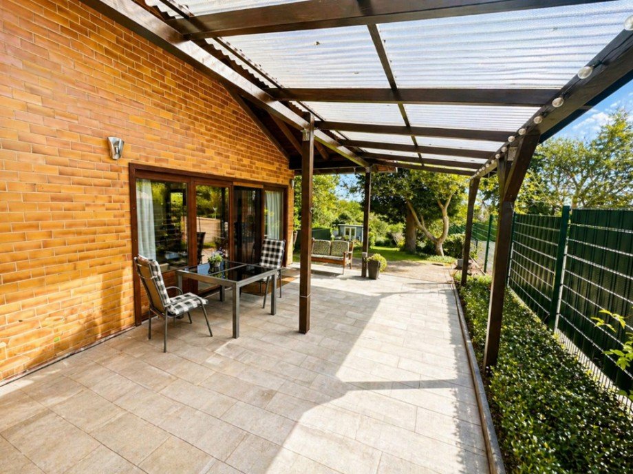 �berdachte Terrasse Einfamilienhaus Reichartshausen