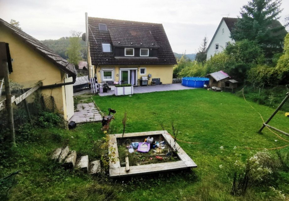 Garten hinter dem Haus Einfamilienhaus Forchtenberg / Wei�bach