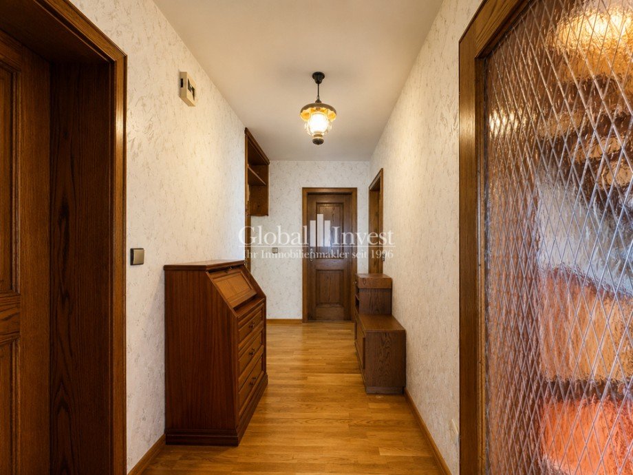 Flur Einfamilienhaus Sinsheim / Steinsfurt