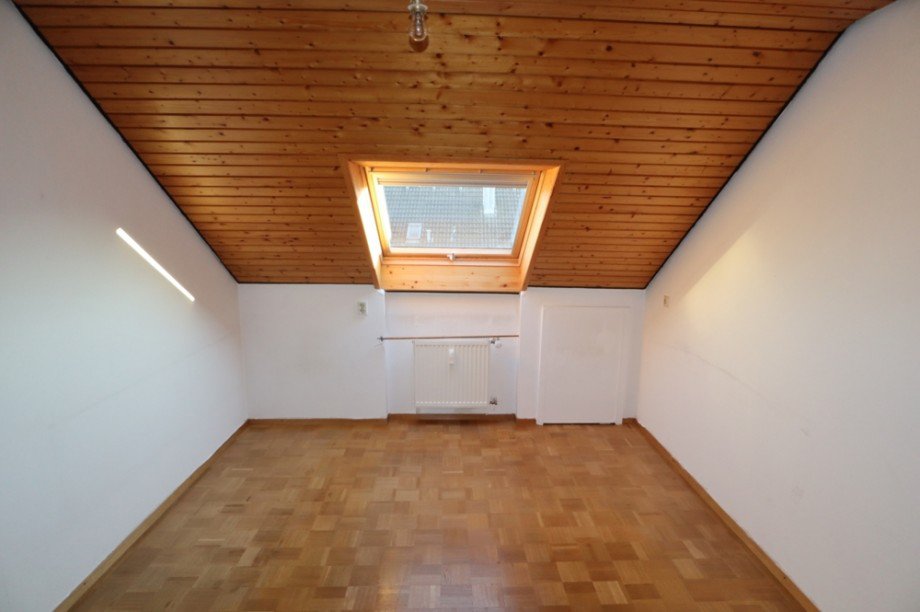 Kinderzimmer Dachgeschosswohnung �hringen