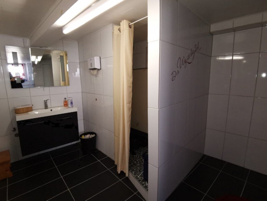 Bad Praxis Mehrfamilienhaus H�pfingen