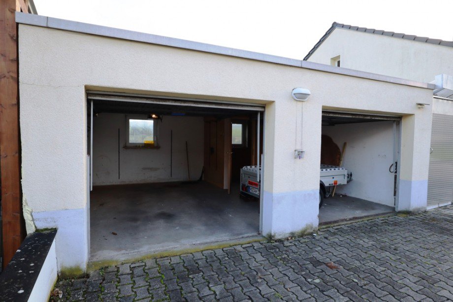Doppelgarage Doppelhaush�lfte Zuzenhausen