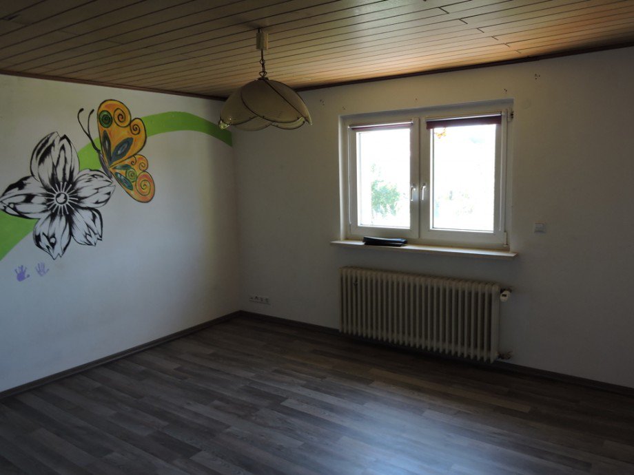 Kinderzimmer Doppelhaush�lfte Bad Sch�nborn