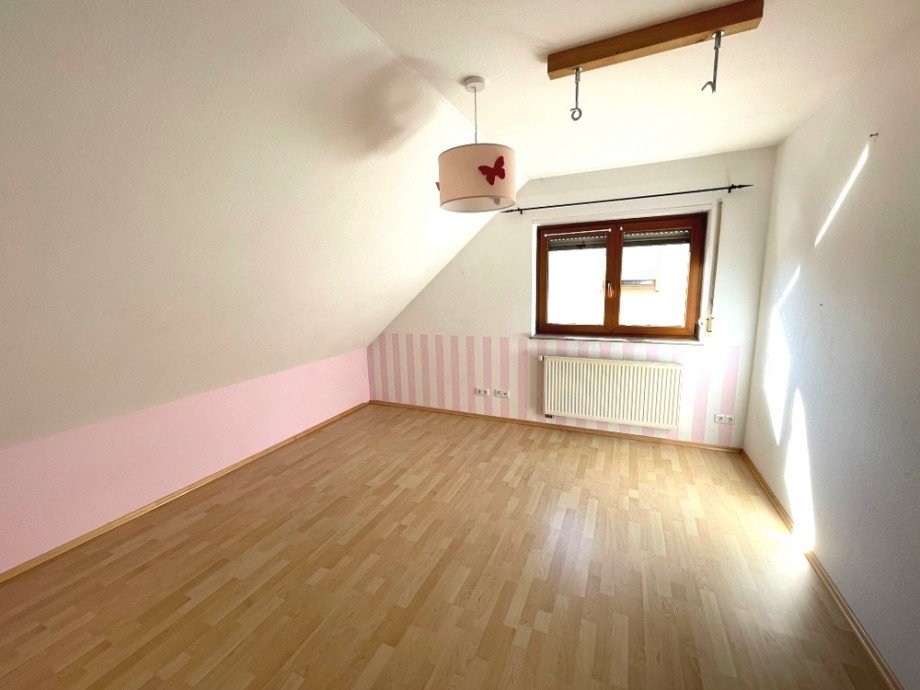 Kinderzimmer OG Doppelhaush�lfte Neckarbischofsheim