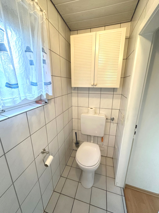 Badezimmer EG Zweifamilienhaus Heilbronn / Frankenbach