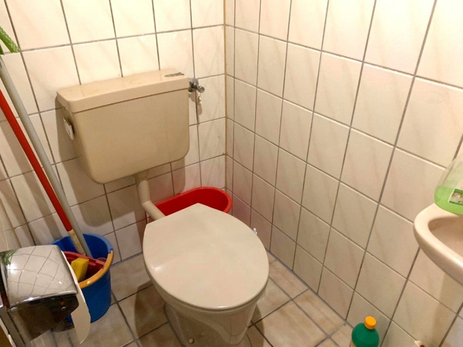 G�ste-WC Erdgeschosswohnung Sinsheim / Hoffenheim