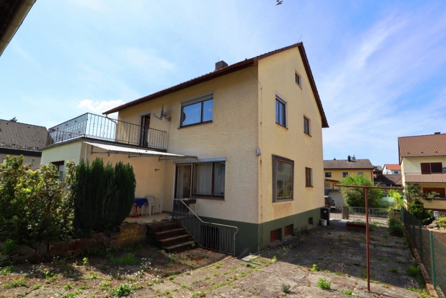 R�ckansicht Hofseite Einfamilienhaus Zuzenhausen