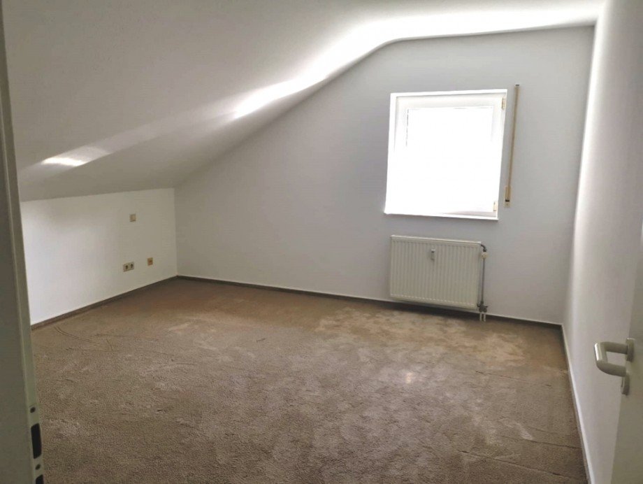 Schlafzimmer Dachgeschosswohnung Neckargem�nd