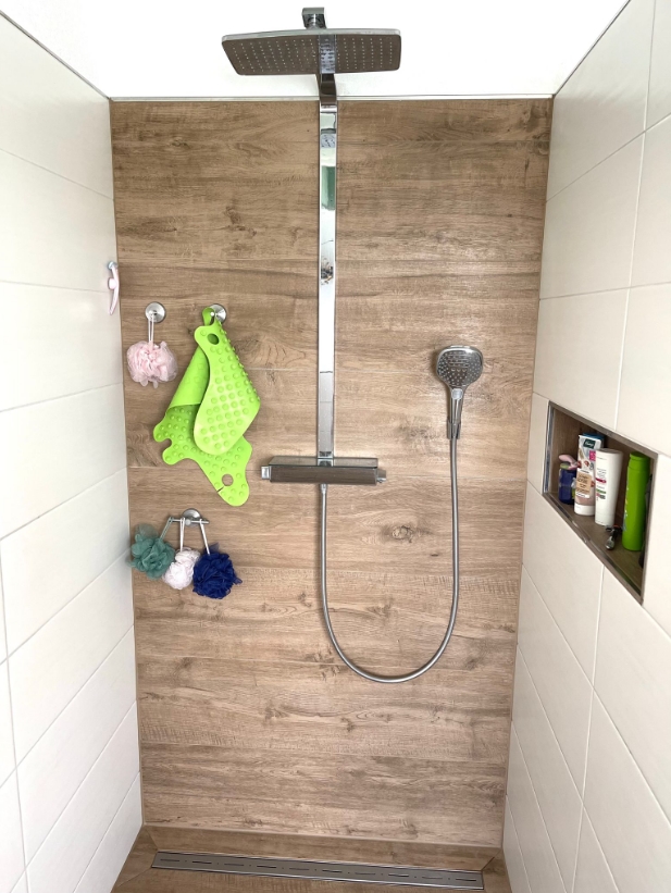 Dusche Einfamilienhaus Sinsheim / Waldangelloch