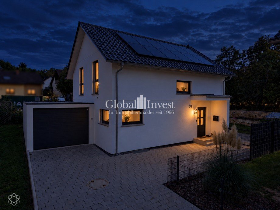 Nachtaufnahme Einfamilienhaus Sinsheim / Adersbach
