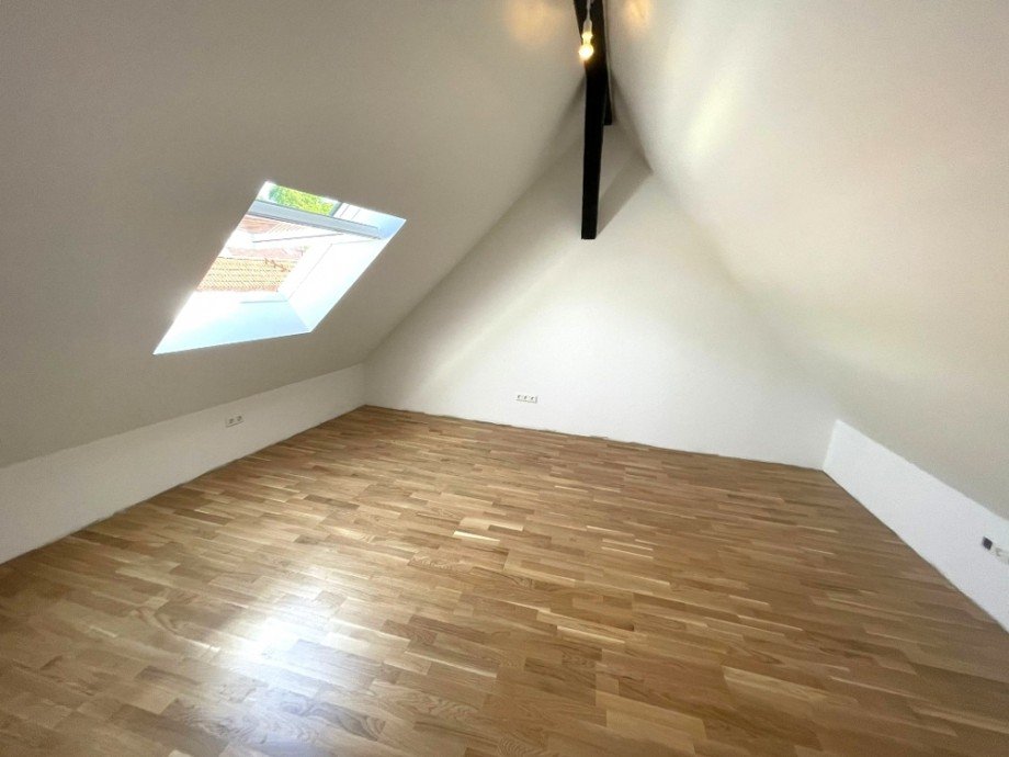 Kind 1 Maisonettewohnung Sinsheim / Hilsbach