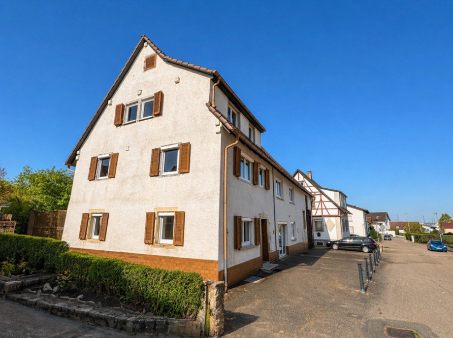 Seitenansicht Einfamilienhaus Sinsheim / Steinsfurt