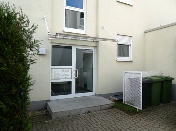 Hauseingang Wohnung Sandhausen