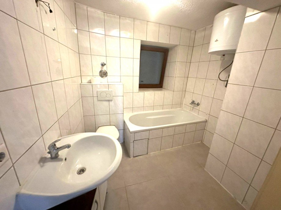 Badezimmer EG Mehrfamilienhaus Sinsheim