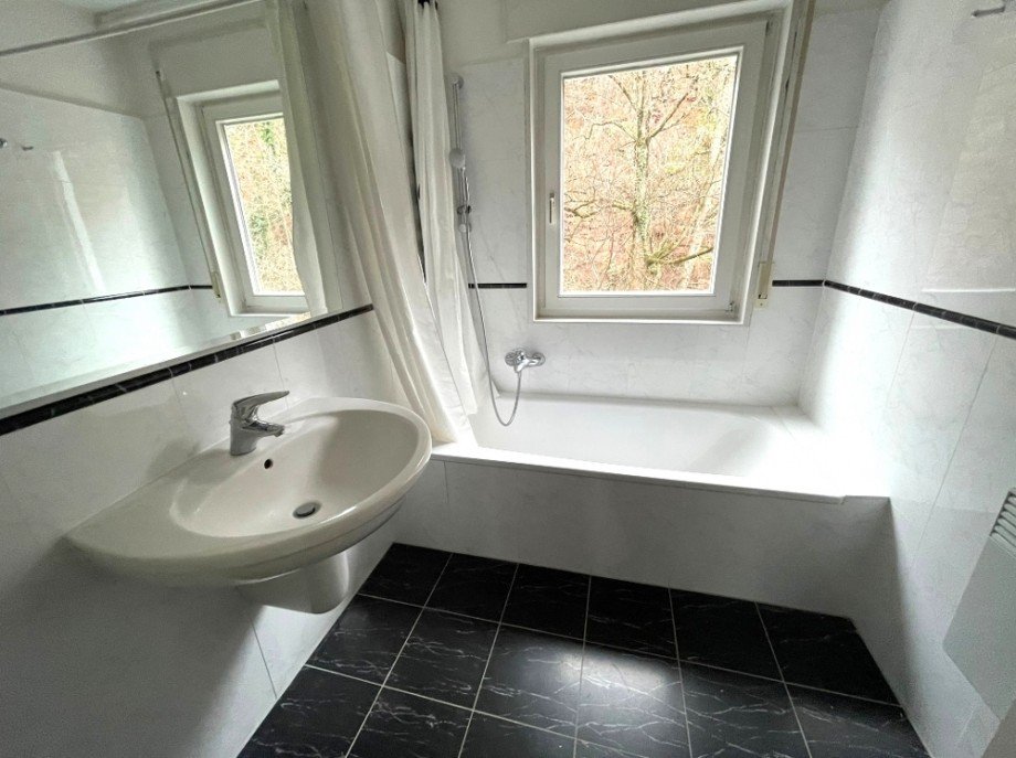 Badezimmer Etagenwohnung Nu�loch