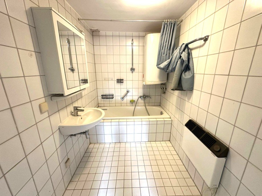 Badezimmer OG Einfamilienhaus Lobbach / Waldwimmersbach