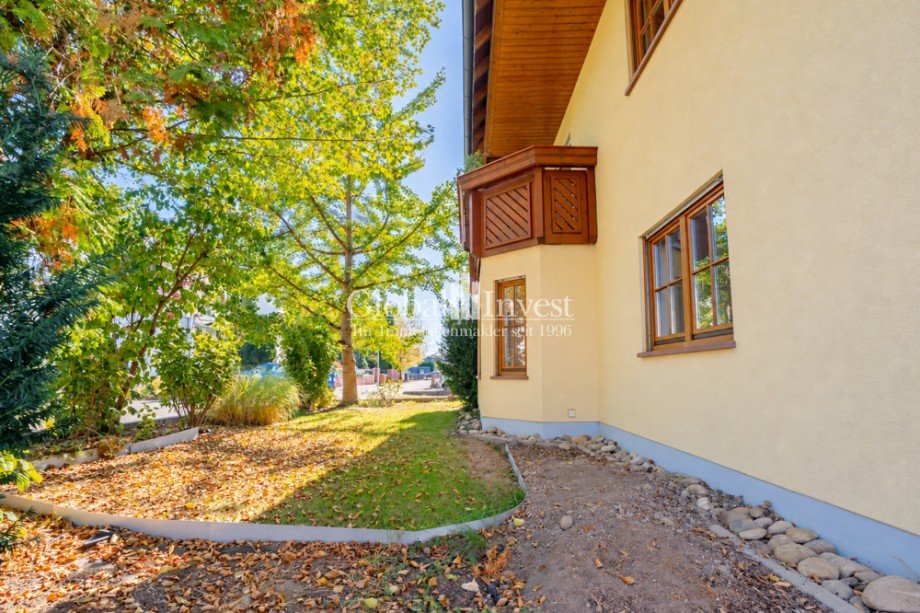 Vorgarten Einfamilienhaus Mauer