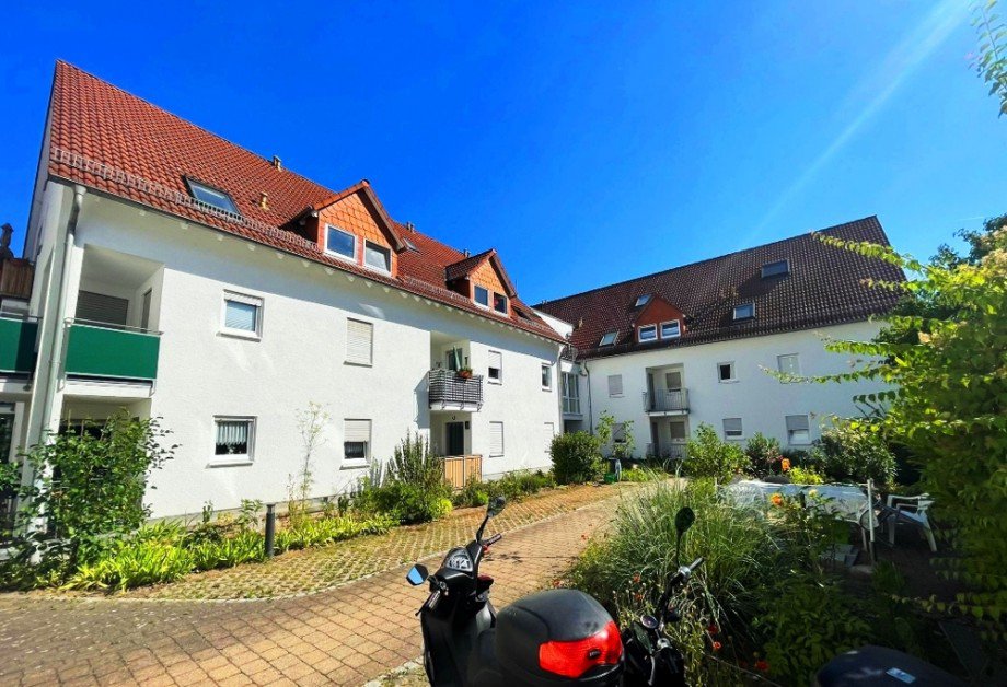 Hinterhaus Etagenwohnung �stringen