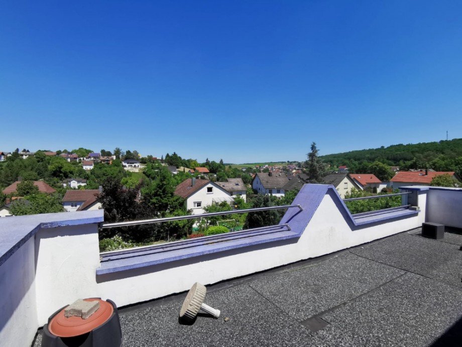 Blick Terrasse EG Einfamilienhaus Billigheim