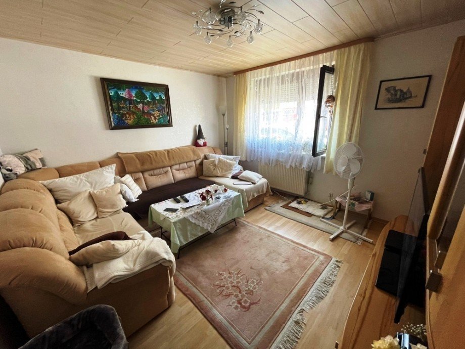 Wohnzimmer Doppelhaush�lfte Kraichtal / Ober�wisheim