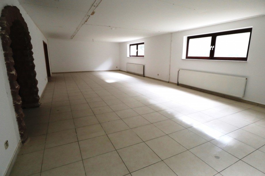 Hobbyraum Villa �stringen