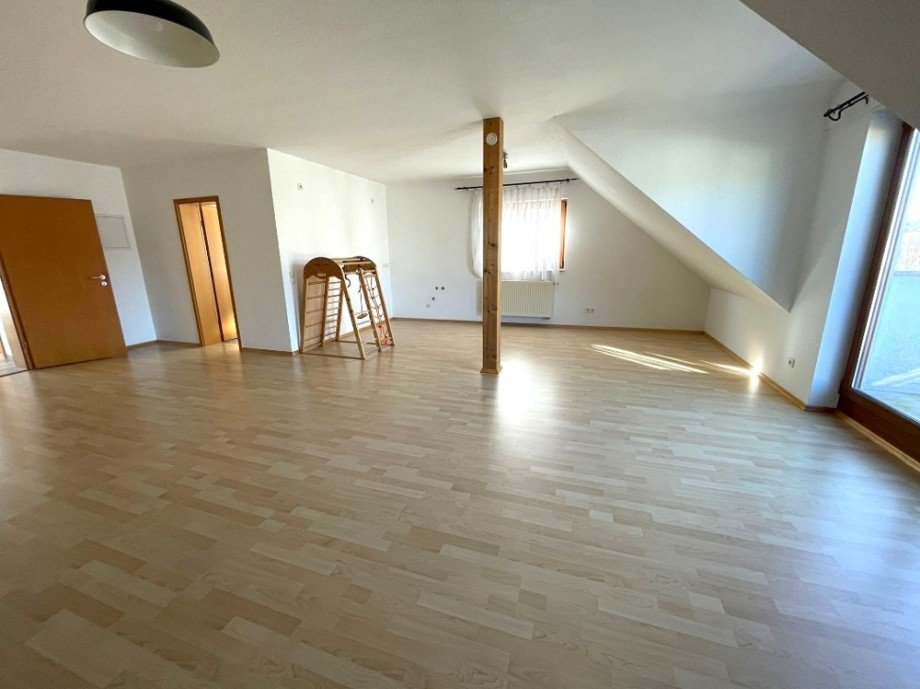 ELW Doppelhaush�lfte Neckarbischofsheim