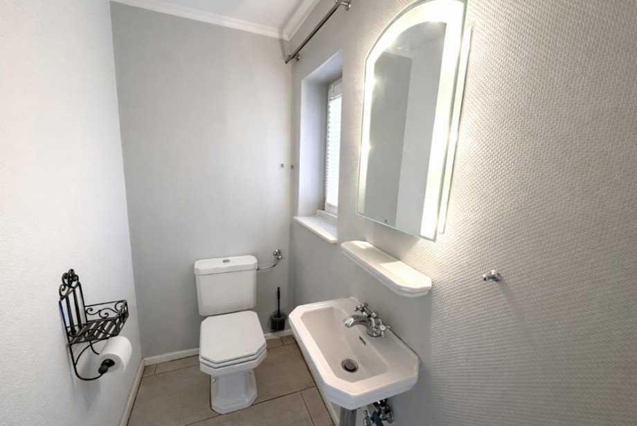 G�ste-WC Reihenendhaus Sinsheim