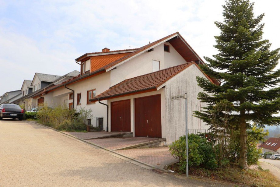 Hausansicht.png Mehrfamilienhaus Leimen