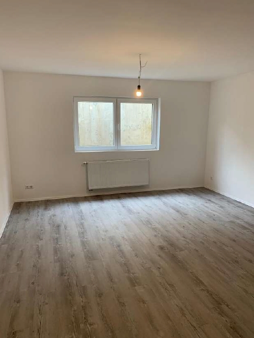 Schlafzimmer Souterrainwohnung Sinsheim / Rohrbach