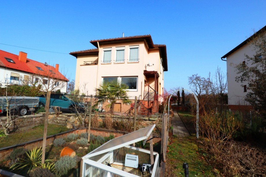 Gartenansicht Zweifamilienhaus Ludwigshafen am Rhein / Mundenheim