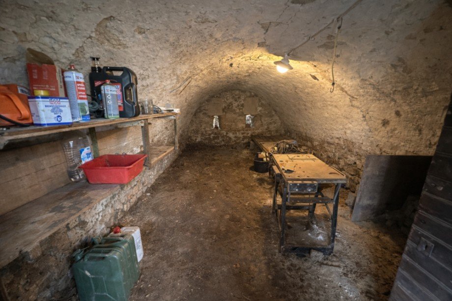 Gew�lbekeller Doppelhaush�lfte M�hlhausen