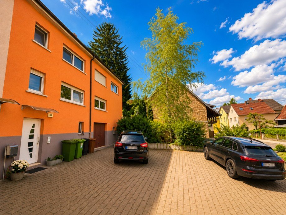 Stellpl�tze Einfamilienhaus Sinsheim / Waldangelloch