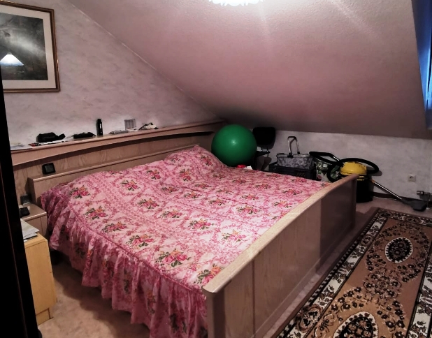 Schlafzimmer Dachgeschosswohnung M�ckm�hl