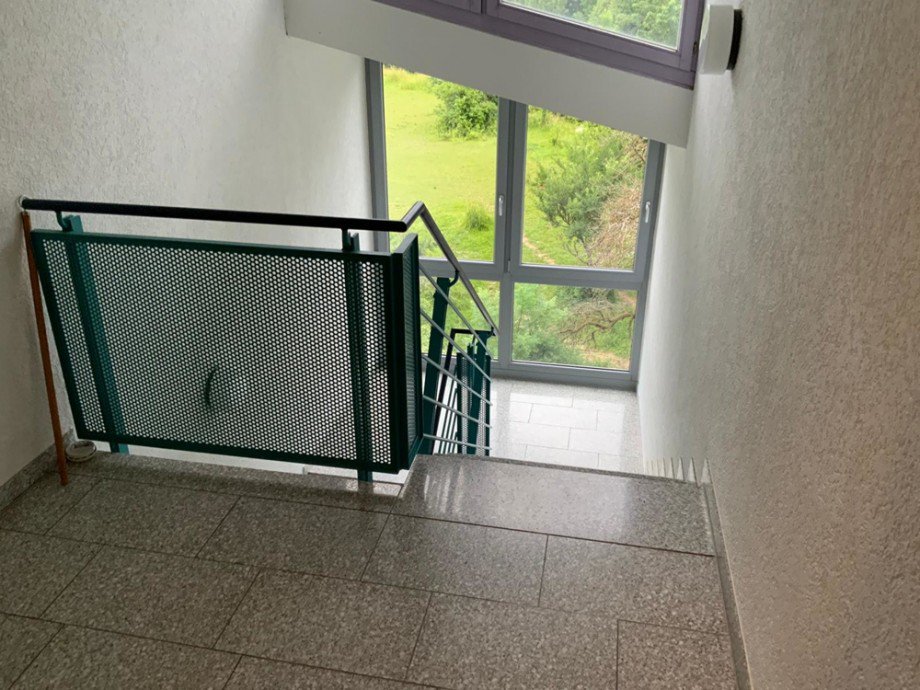 Flur Hauseingang Dachgeschosswohnung Mosbach
