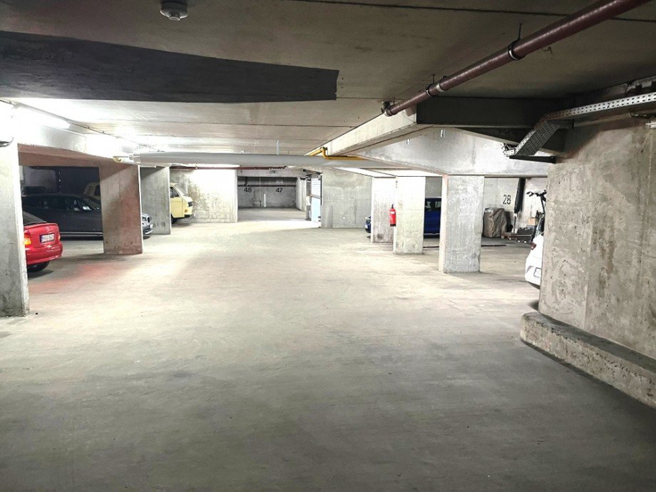 Tiefgarage Etagenwohnung �stringen