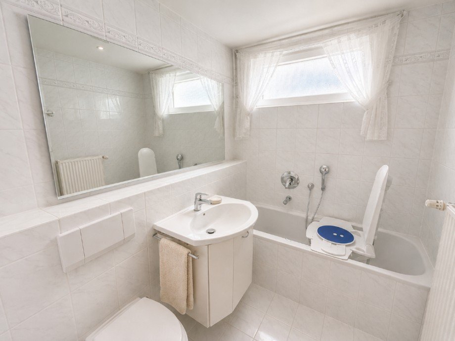 Badezimmer EG Einfamilienhaus Sinsheim / Eschelbach