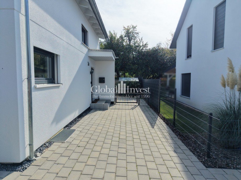 Einfahrt Einfamilienhaus Sinsheim / Adersbach