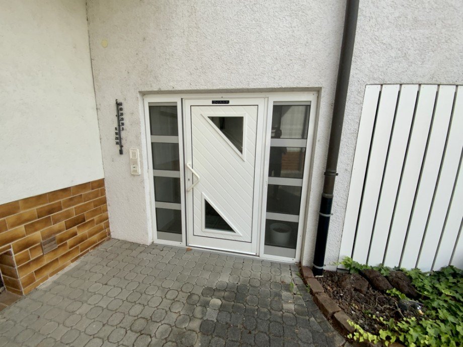 Hauseingang EFH Einfamilienhaus Wagh�usel / Kirrlach